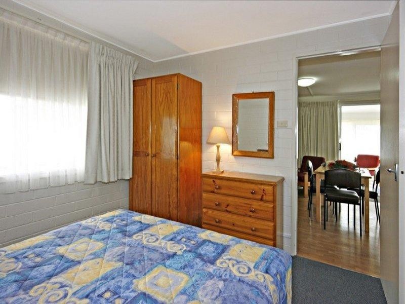 220 Beach Road, Batemans Bay NSW 2536