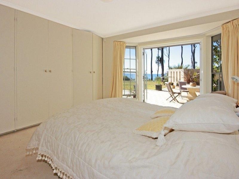 22 Observation Avenue, Batemans Bay NSW 2536