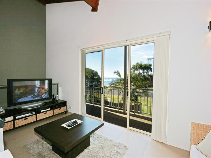 1 Youralla Avenue, Malua Bay NSW 2536