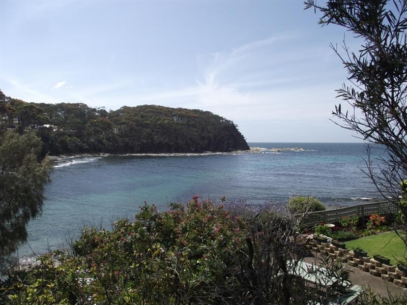 8 Iluka Avenue, Malua Bay NSW 2536