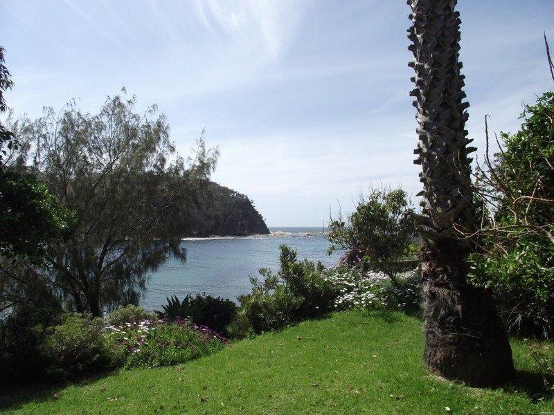 8 Iluka Avenue, Malua Bay NSW 2536