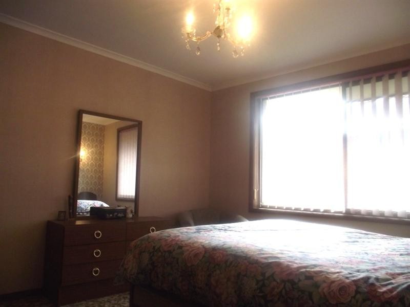 8 Iluka Avenue, Malua Bay NSW 2536