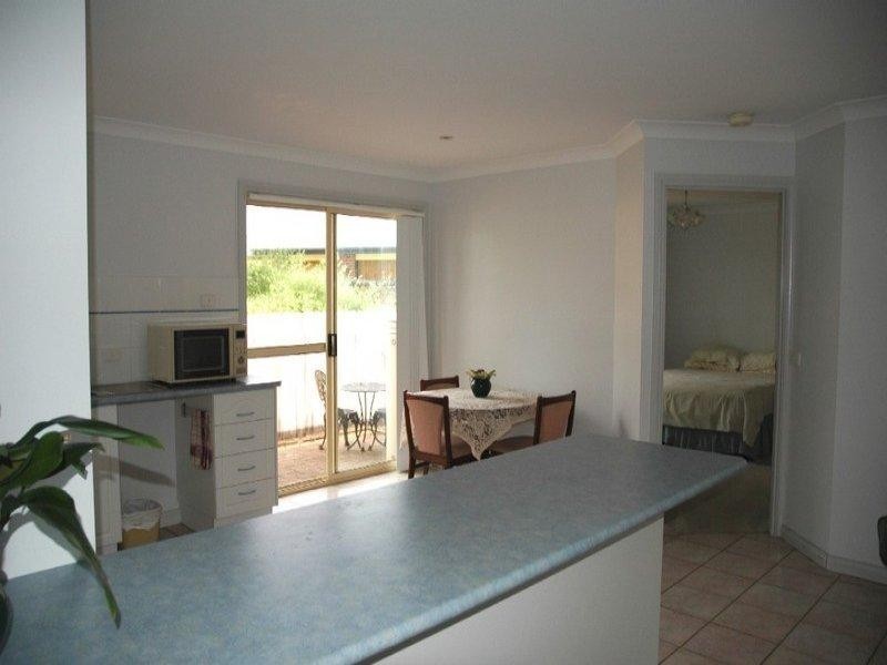 2/6 Edgewood Place, Denhams Beach NSW 2536