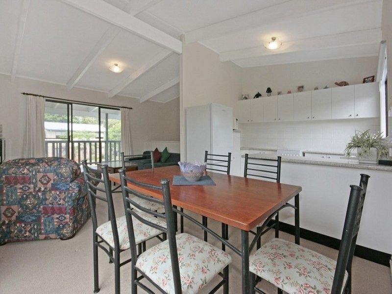 14 Flinders Way, Surf Beach NSW 2536
