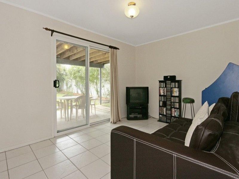 14 Flinders Way, Surf Beach NSW 2536