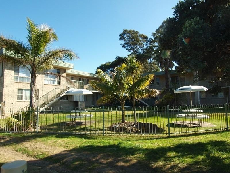 8/647 Beach Road, Surf Beach NSW 2536