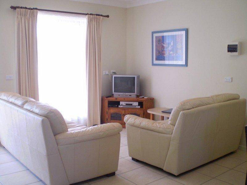 9/384-388 Beach Road, Batehaven NSW 2536