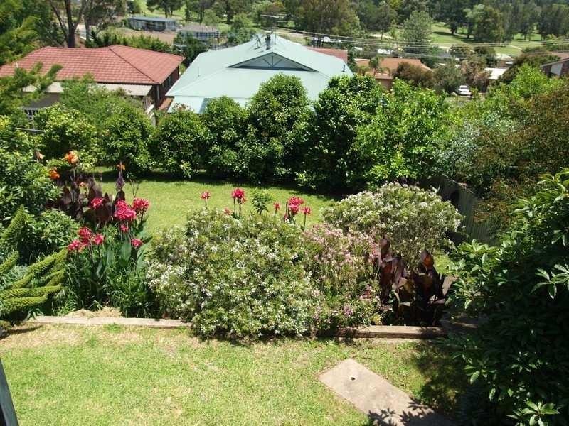 16 Riverview Crescent, Catalina NSW 2536