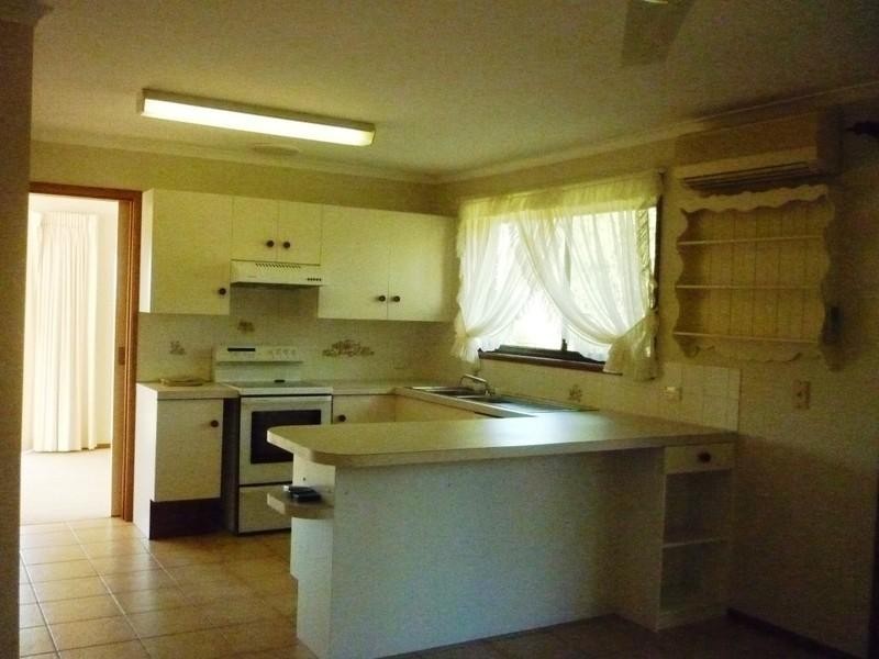 1 Parker Avenue, Surf Beach NSW 2536