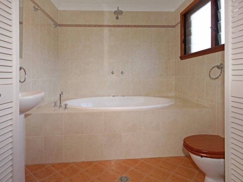 38 Cobbers Lane, Moruya NSW 2537