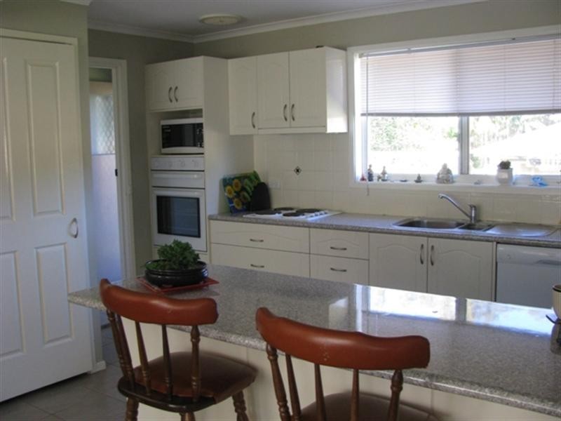 17 Cook Avenue, Surf Beach NSW 2536