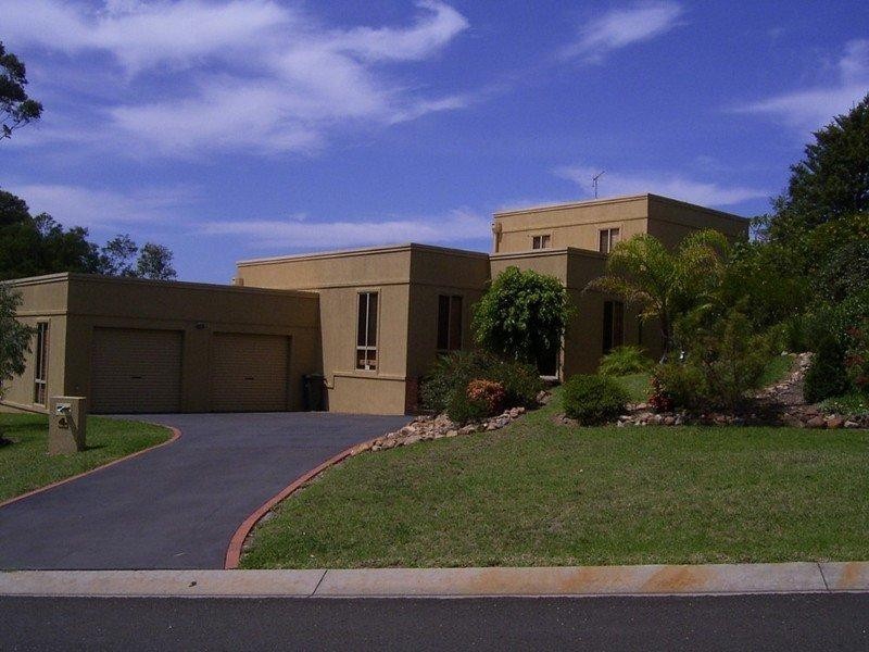 4 Currell Close, Malua Bay NSW 2536