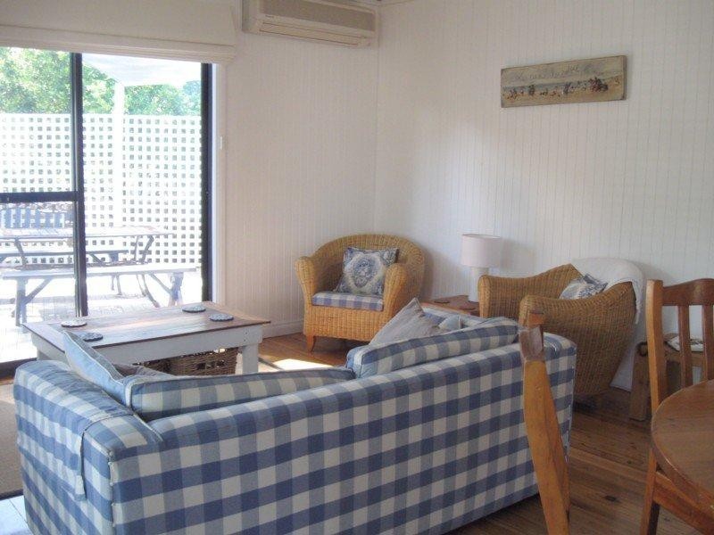 28 Smith Street, Broulee NSW 2537