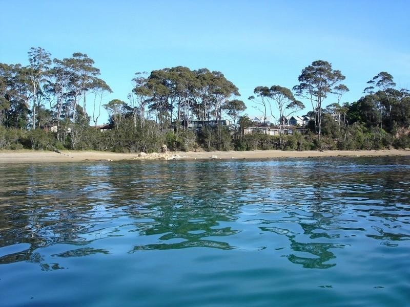 2/27 Bronte Crescent, Sunshine Bay NSW 2536