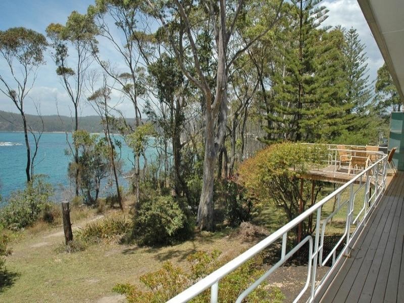 21 Barbara Avenue, Denhams Beach NSW 2536