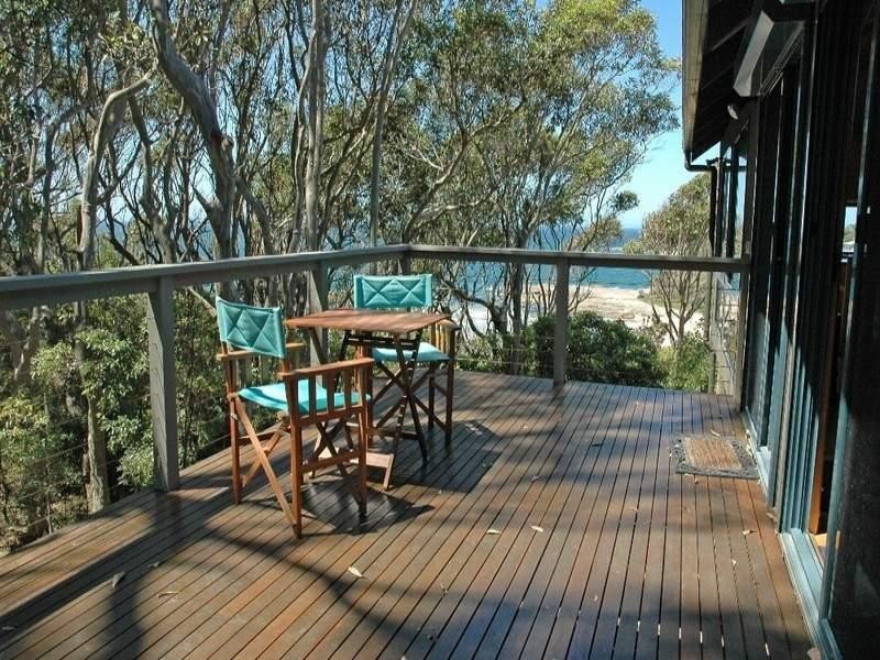 8 Cooks Crescent, Rosedale NSW 2536