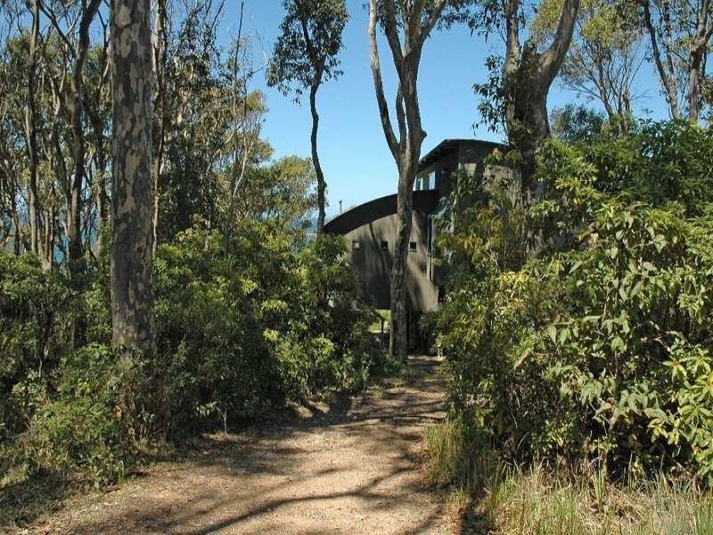 8 Cooks Crescent, Rosedale NSW 2536