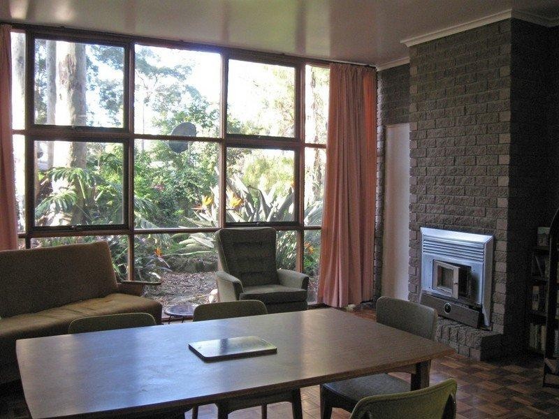 1 Pacific Street, Mossy Point NSW 2537