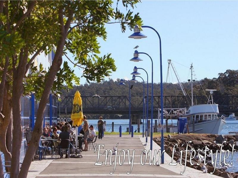 42 Beauty Crescent, Surfside NSW 2536