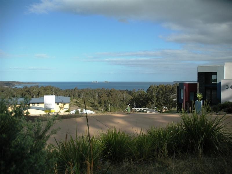 30 Seaview Way, Long Beach NSW 2536