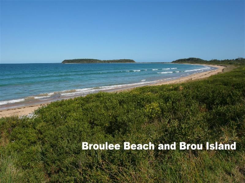 42 Annetts Parade, Mossy Point NSW 2537