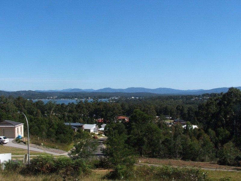 7 Broomfield Crescent, Long Beach NSW 2536