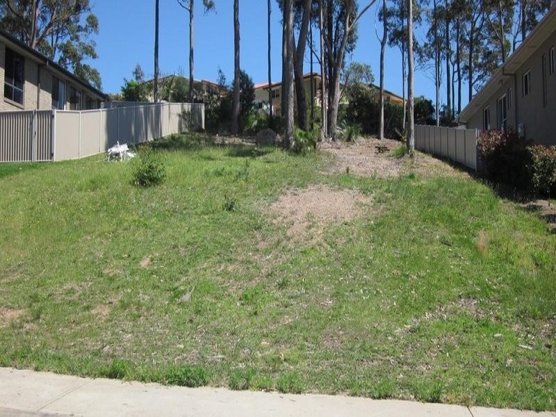 12 Oakwood Way, Catalina NSW 2536