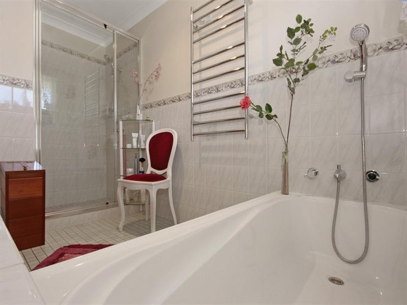 64 Sunpatch Parade, Tomakin NSW 2537