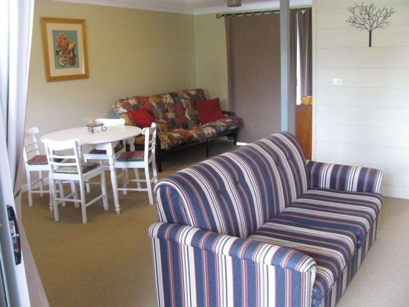 24A Yarralumla Crescent, Tomakin NSW 2537