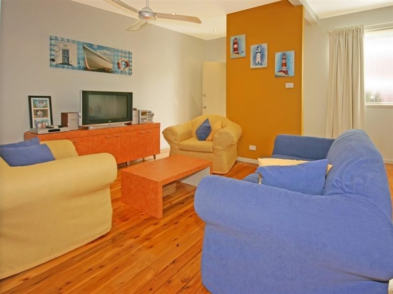 109 Ainslie Parade, Tomakin NSW 2537