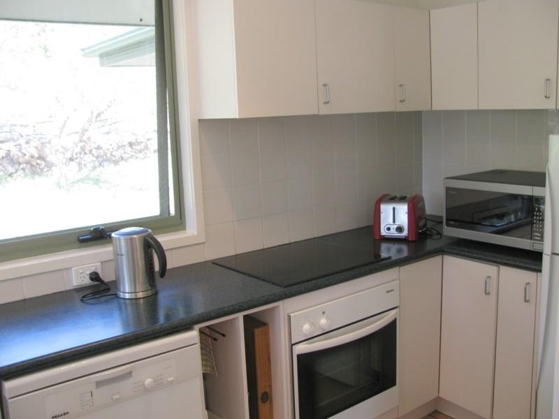 95 Annetts Parade, Mossy Point NSW 2537