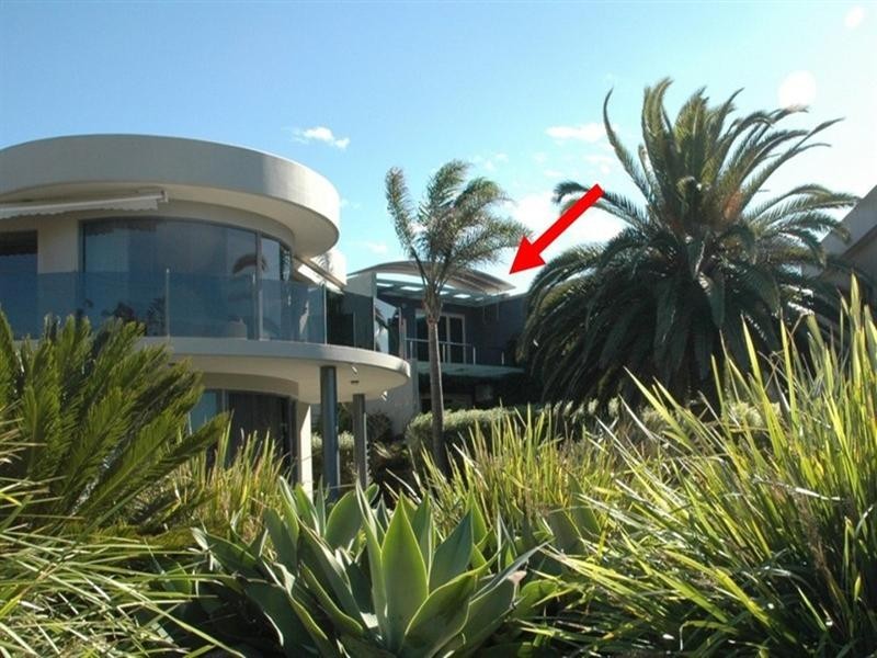 2/16 Wimbin Avenue, Malua Bay NSW 2536