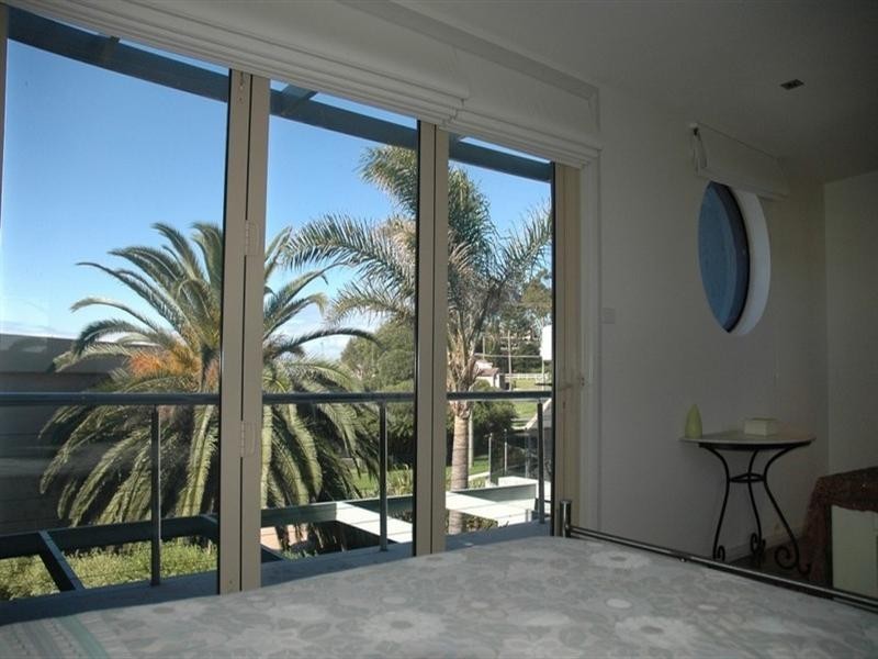 2/16 Wimbin Avenue, Malua Bay NSW 2536