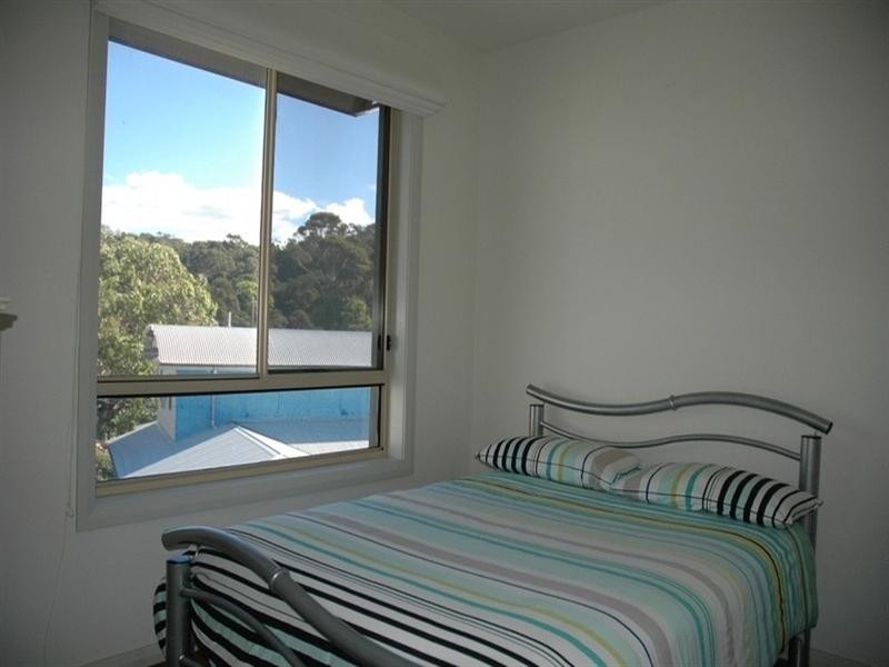 2/16 Wimbin Avenue, Malua Bay NSW 2536