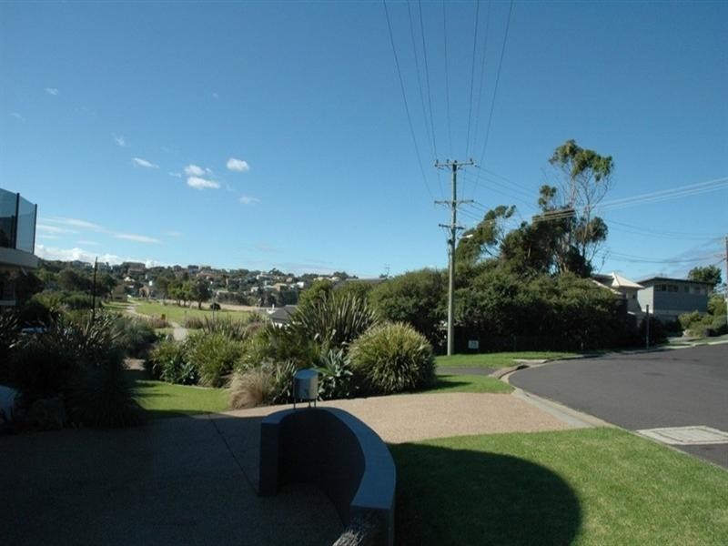 2/16 Wimbin Avenue, Malua Bay NSW 2536