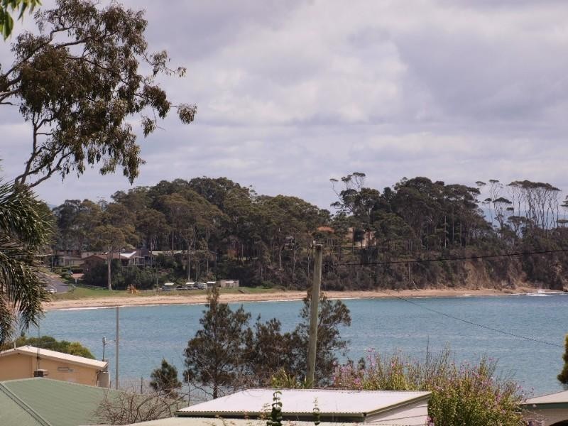 16 Bronte Crescent, Sunshine Bay NSW 2536