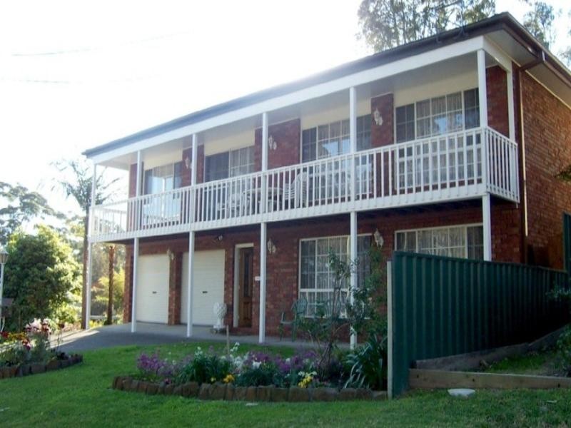 16 Bronte Crescent, Sunshine Bay NSW 2536