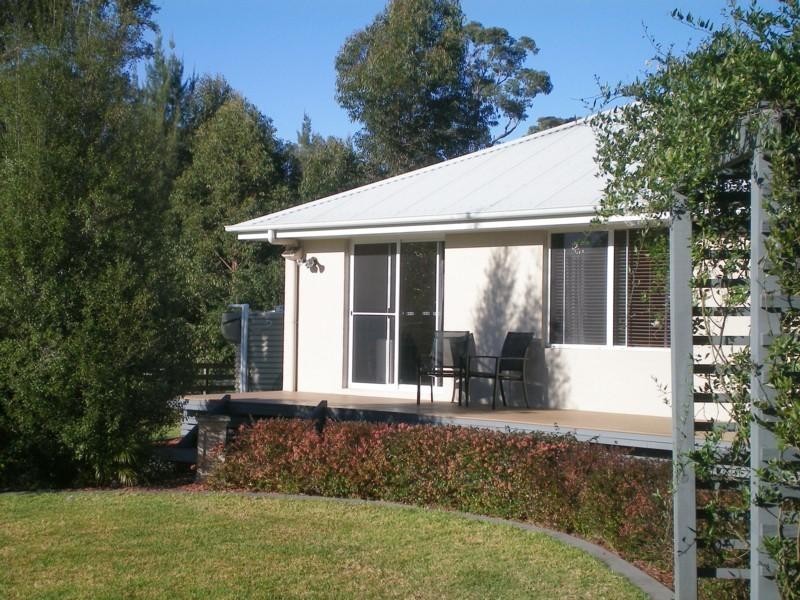 5 Riverlink Drive, Mossy Point NSW 2537