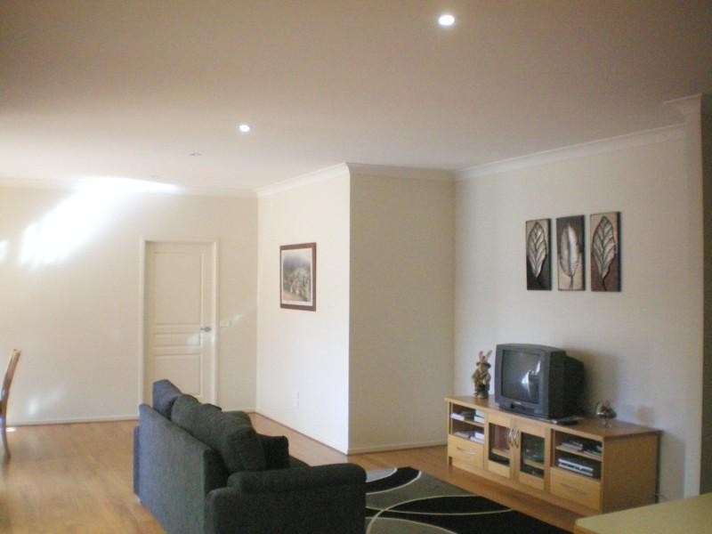 5 Riverlink Drive, Mossy Point NSW 2537