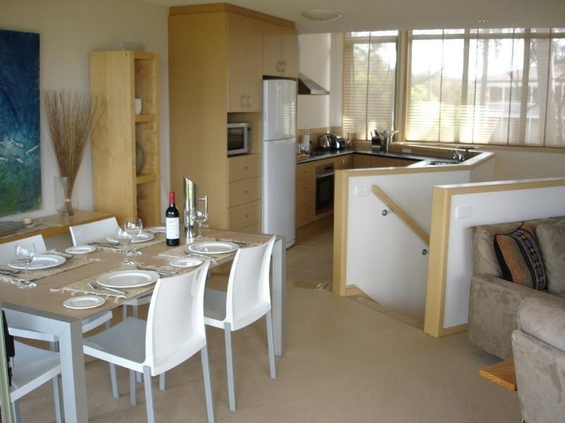 1/27 Bronte Crescent, Batemans Bay NSW 2536