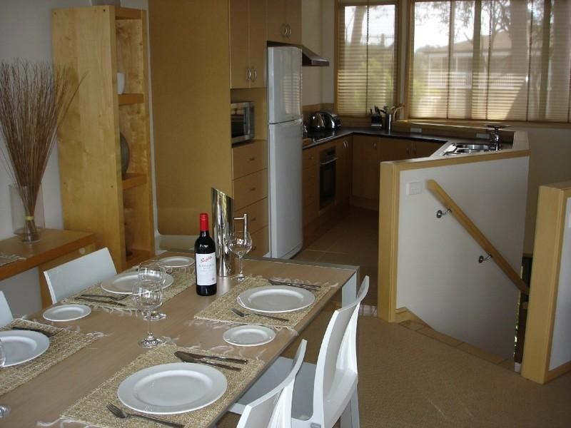 1/27 Bronte Crescent, Batemans Bay NSW 2536