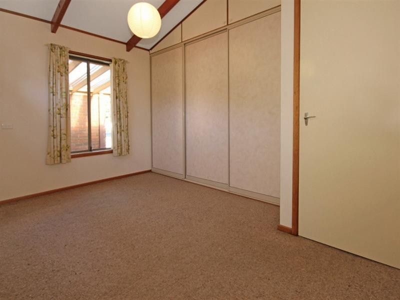 61 Candlagan Drive, Broulee NSW 2537