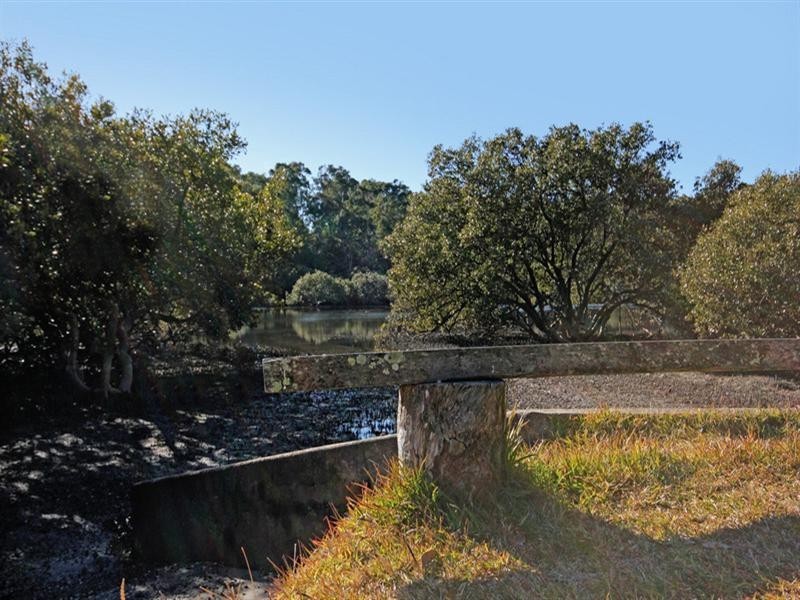61 Candlagan Drive, Broulee NSW 2537