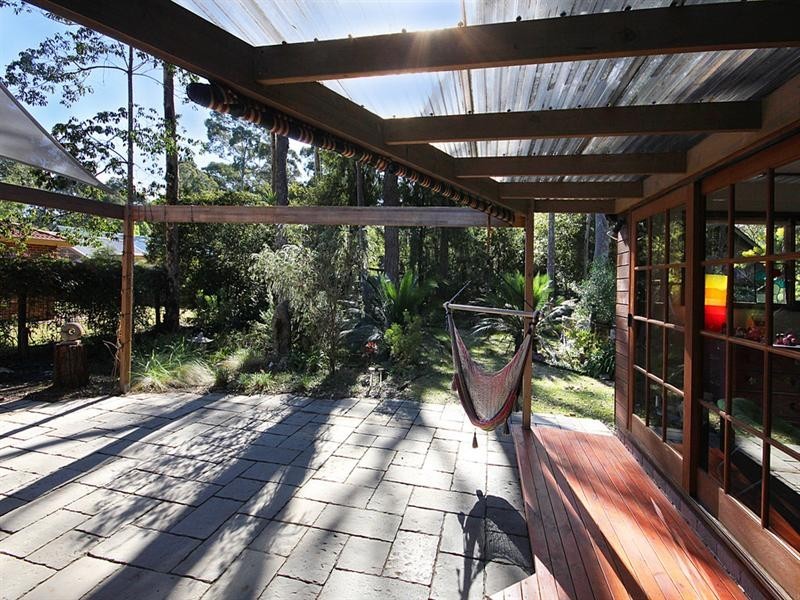 8 River Road, Mossy Point NSW 2537