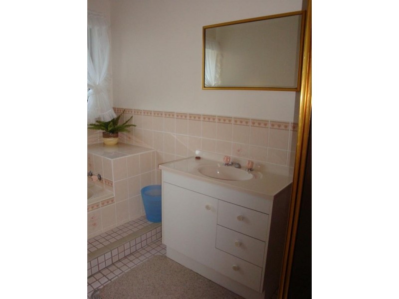 1/57 Maloneys Drive, Maloneys Beach NSW 2536