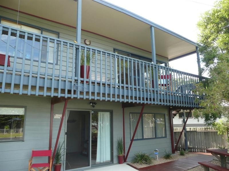 24a Yarralumla Crescent, Tomakin NSW 2537