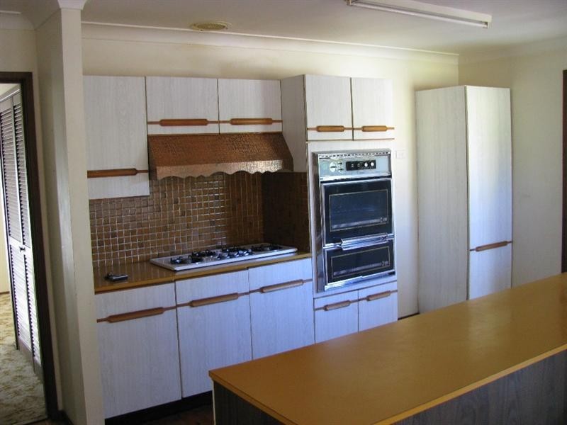 11 Wimbie Street, Surf Beach NSW 2536