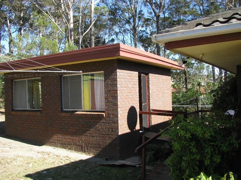 11 Wimbie Street, Surf Beach NSW 2536