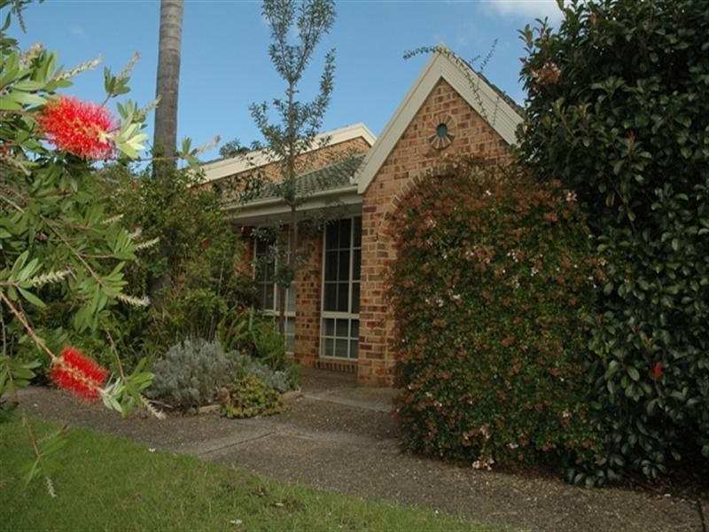 3/2-4 Newth Place, Surf Beach NSW 2536