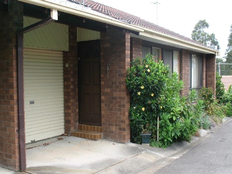 4/4 Eric Fenning Drive, Surf Beach NSW 2536